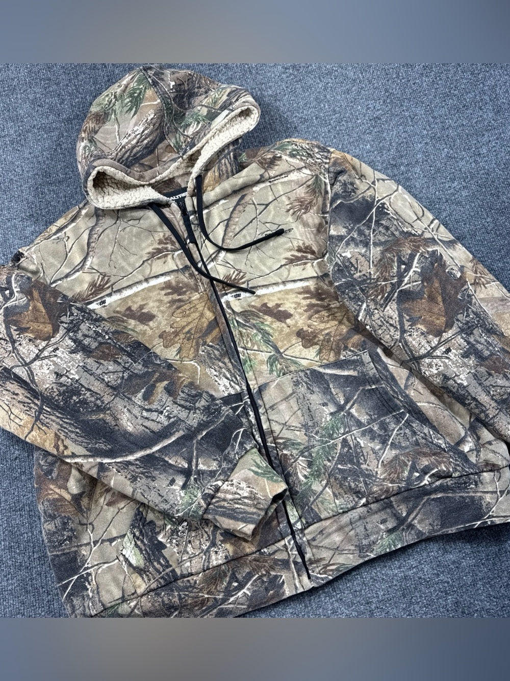 Realtree Real tree Fleece-lined Camouflage Full Zip Heavy Hoodie Men’s XL